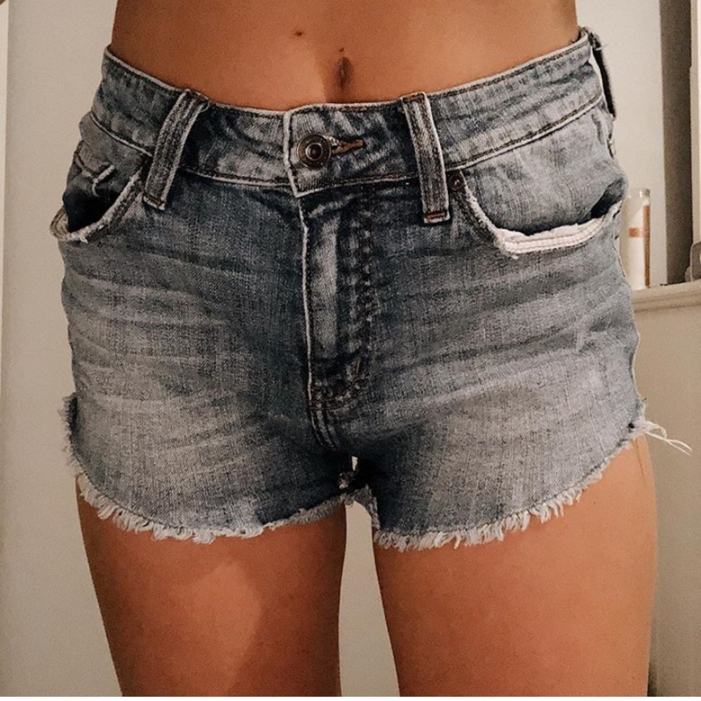 EUNINA JEAN SHORTS!